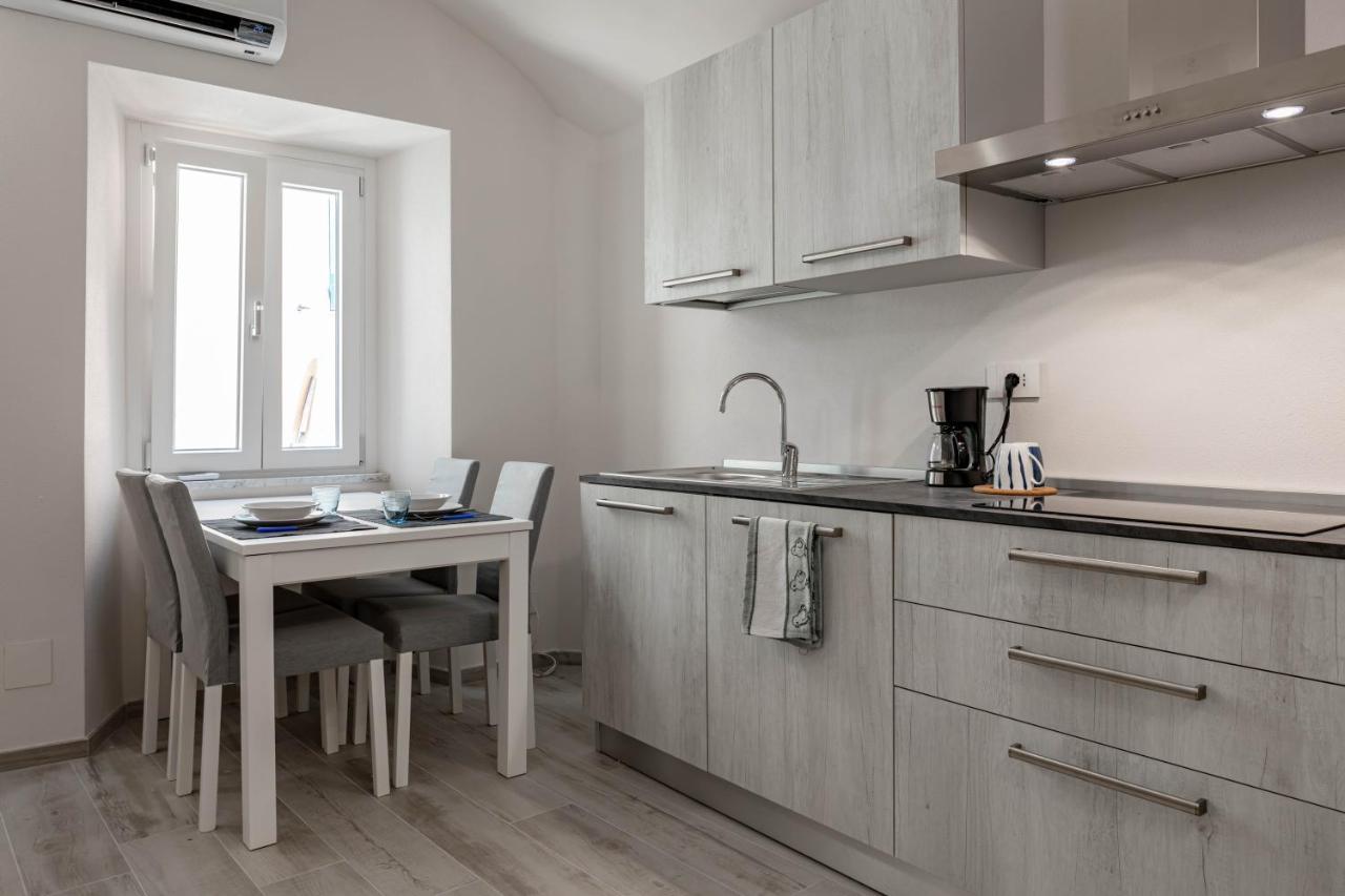 H11 Piccola Perla A Un Passo Dal Mare Apartment Санто Стефано ал Маре Екстериор снимка